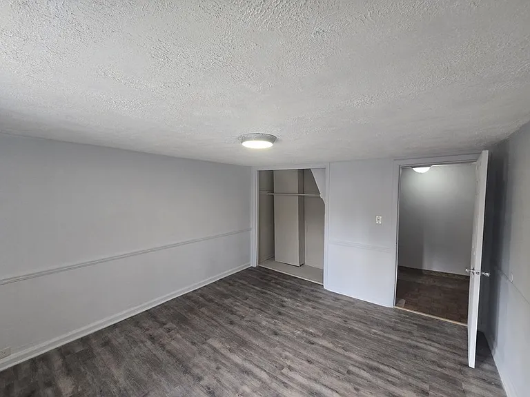 1007 Olsen Ave — Photo 15