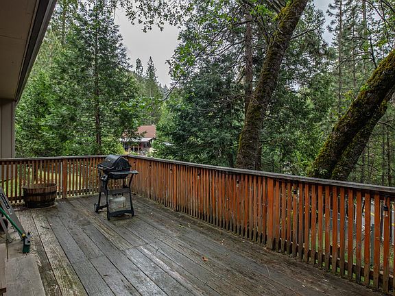 5th image of 11528 Pine Cone Drive