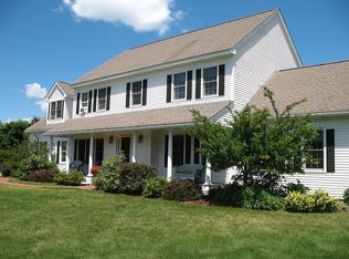 11 Farley Rd, Hollis, NH 03049