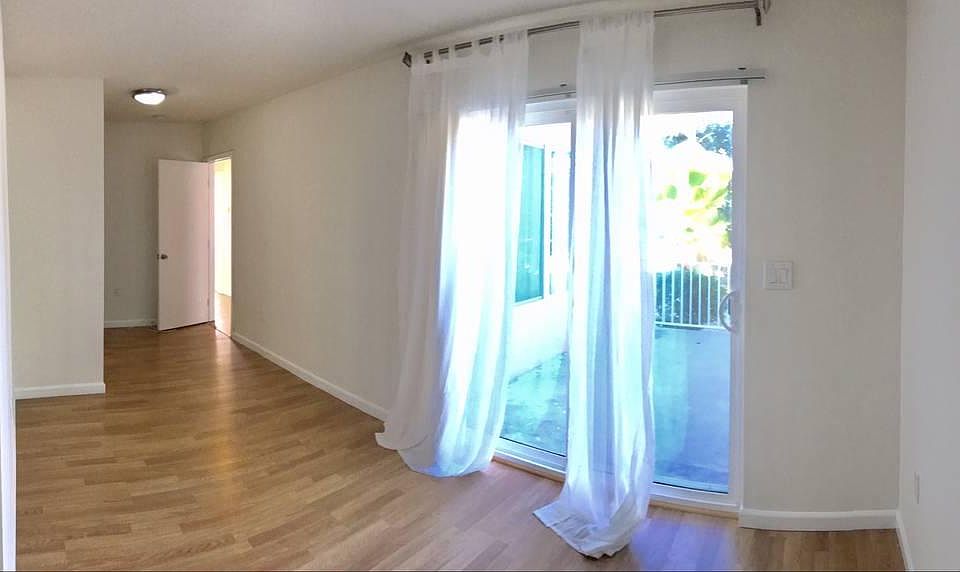 1st image of 7442 1/2 Vassar Ave