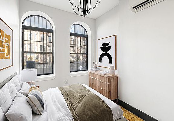 4th image of 704 Mac Donough St #1B