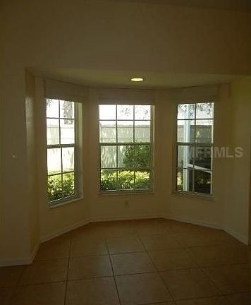 3rd image of 1643 Red Oak Ln