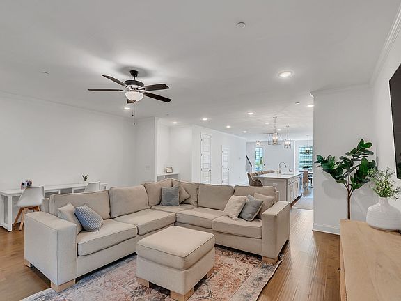 4th image of 2681 Bramblewood Ln