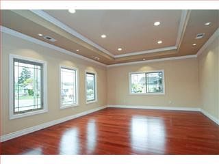 3rd image of 1912 Harris Ave