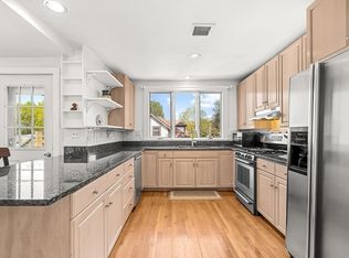 12 Barnes Rd #2, Newton, MA 02458