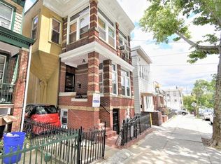 19 Poplar St, Jersey City, NJ 07307