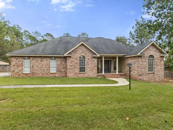 10 Kentwood Dr, Petal, MS 39465