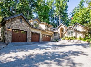 17257 Bryant Rd, Lake Oswego, OR 97035