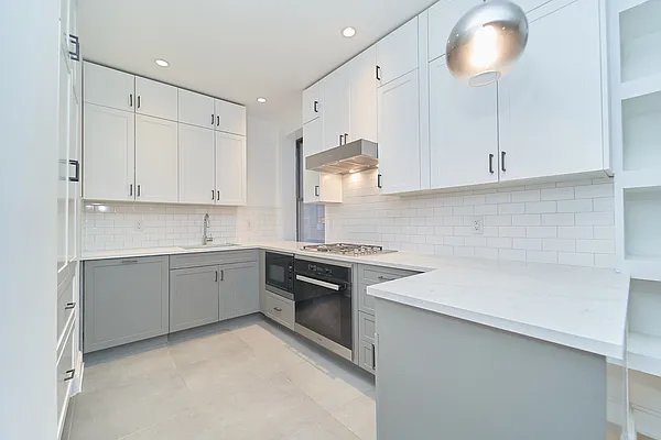 Rented by Living New York | media 2