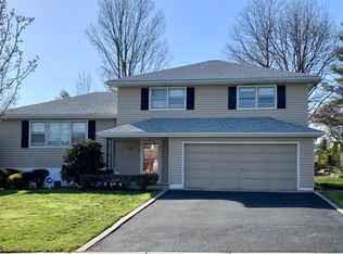 12 Rabkin Dr, Clifton, NJ 07013
