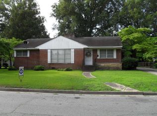 610 Daughety Rd, Kinston, NC 28501