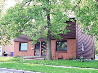 2413 S Lawe St, Appleton, WI 54915