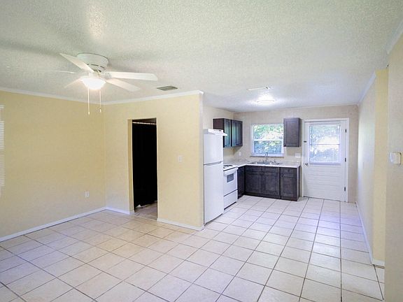3rd image of 20659 W McKinney Ave Unit 2