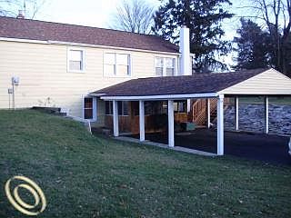 2nd image of 4724 Meigs Ave