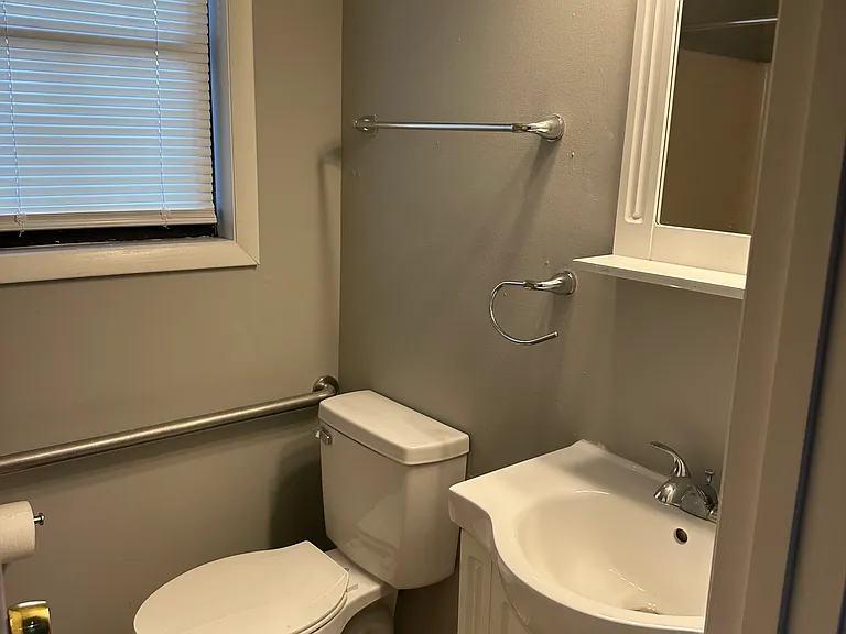 1593 Fayetteville Rd — Photo 11