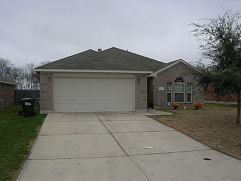 1st image of 1331 Woodlands Dr
