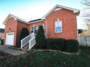 107 Cherokee Dr, White House, TN 37188