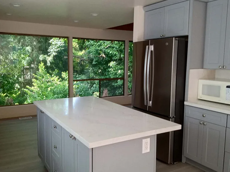 5917 Lake Washington Blvd SE — Photo 3