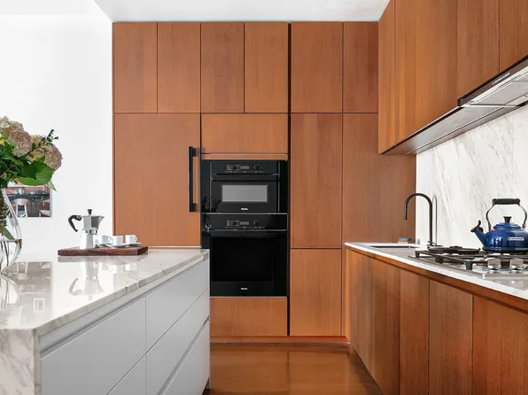 570 Broome Street image 1 of 11