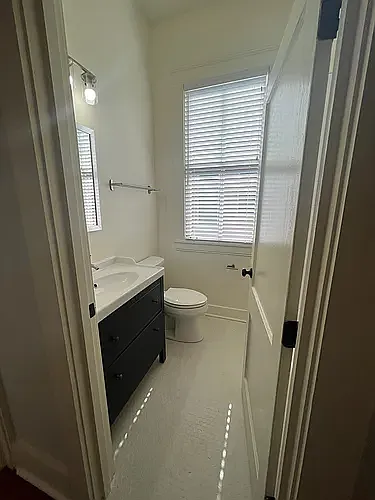 Cromwell Court — Photo 112
