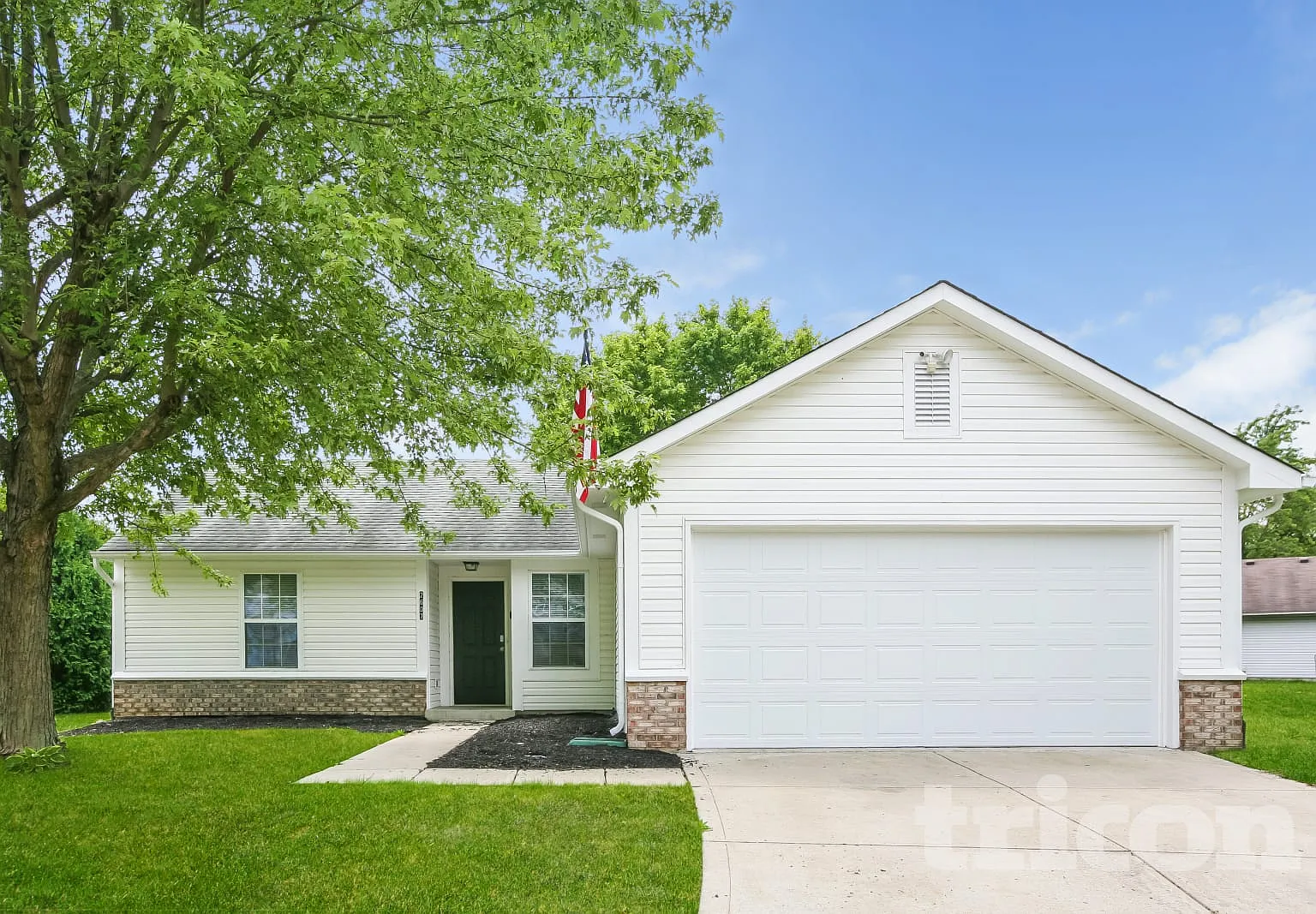 2607 Cooper Pointe Circle Indianapolis IN — Photo 1