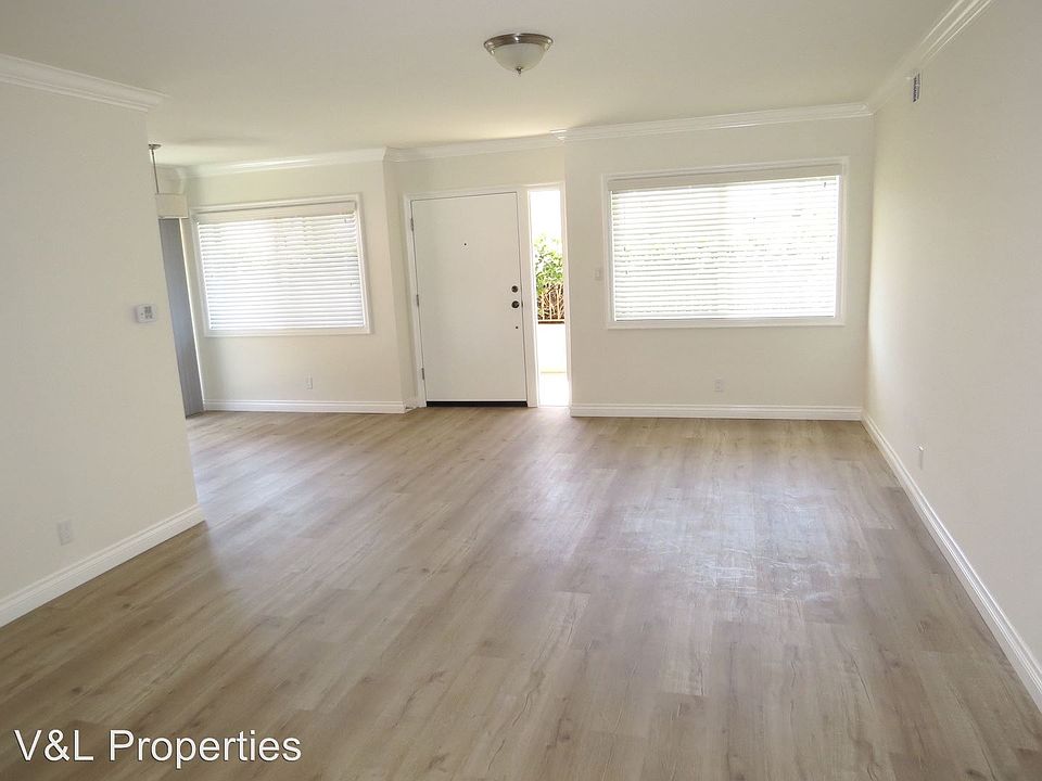 1st image of 1436 Armacost Ave APT 1