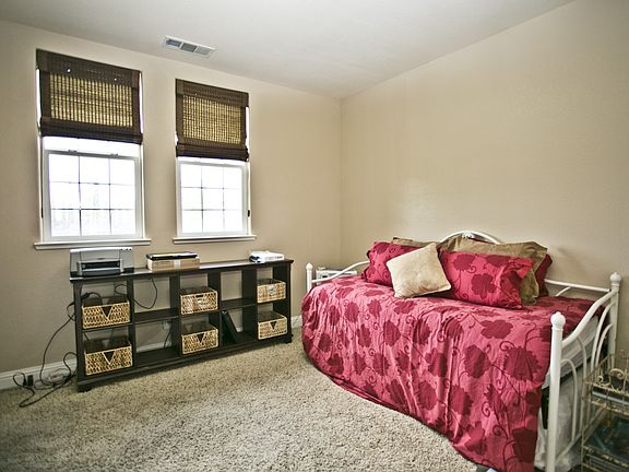 5th image of 6133 Riverbank Cir