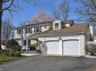 8004 Langbrook Rd, Springfield, VA 22152