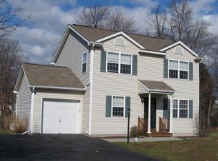 56 Autumn Dr, Poughkeepsie, NY 12603