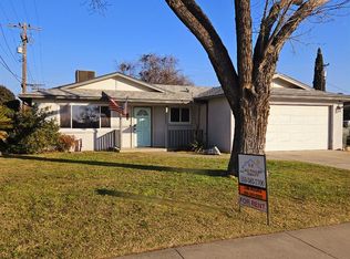 2857 N Douty St, Hanford, CA 93230