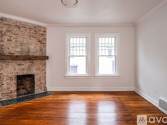 3rd image of 6 McClure St APT B