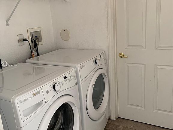 5th image of 714 NW 170th Ter