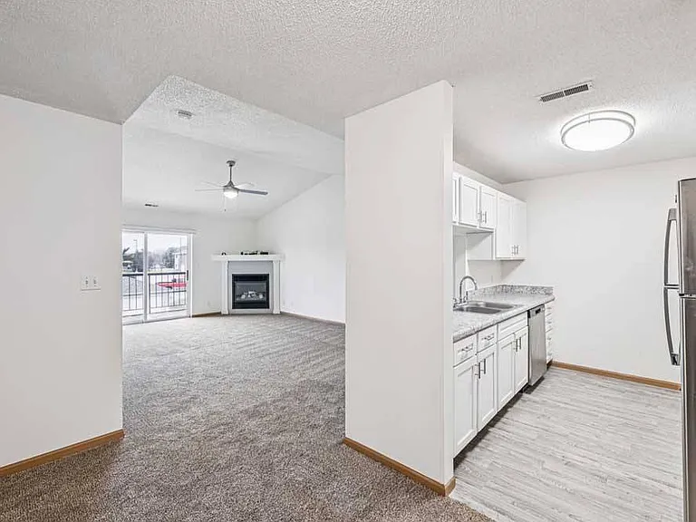 Northbrook Apartments — Photo 111