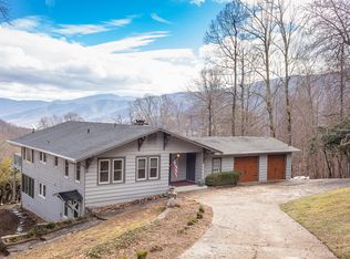 1267 Walker Rd, Waynesville, NC 28786