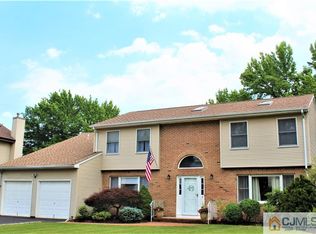 4 Faith Ave, Edison, NJ 08820