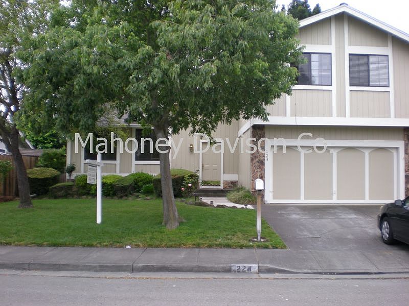 1st image of 224 Garfield Dr