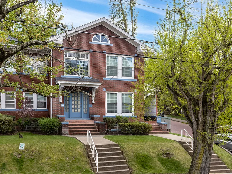 5500 Bartlett St — Photo 1