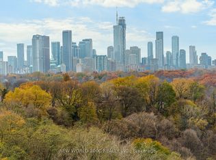1010 Broadview Ave #805, Toronto, ON M4K 2R8