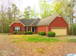 1341 Wanda Dr NW, Arab, AL 35016