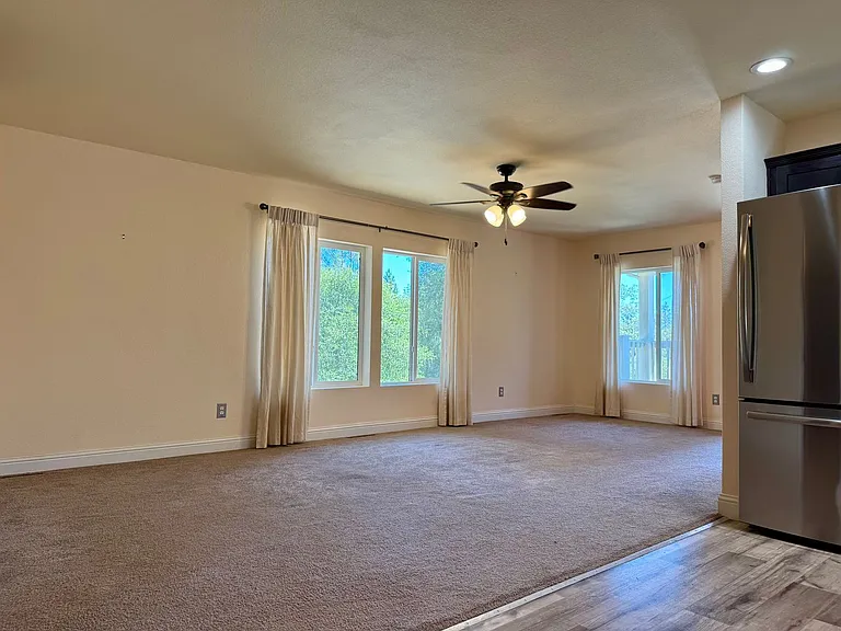 12114 Wolf Rd — Photo 10