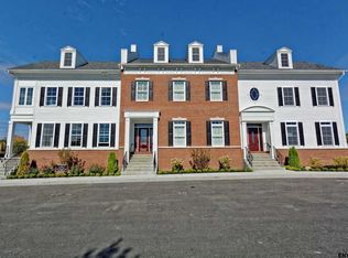 52 Cambridge Way, Latham, NY 12110