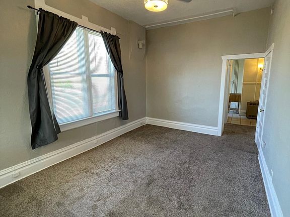 3rd image of 303 S 1300 E APT 4