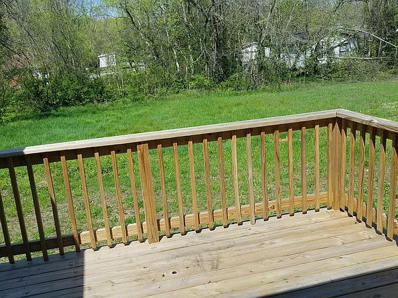 Back deck ready for a relaxing evening of grilling out with drinks!
