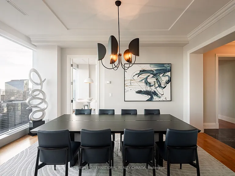 183 Wellington St W #4301 — Photo 8