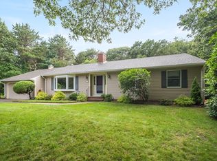 71 Clubhouse Dr, Bourne, MA 02532