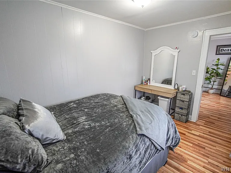 1225 Hertel Ave #11 — Photo 18