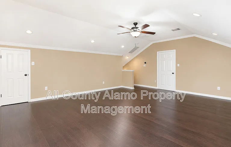 8311 Comanche Pass — Photo 17
