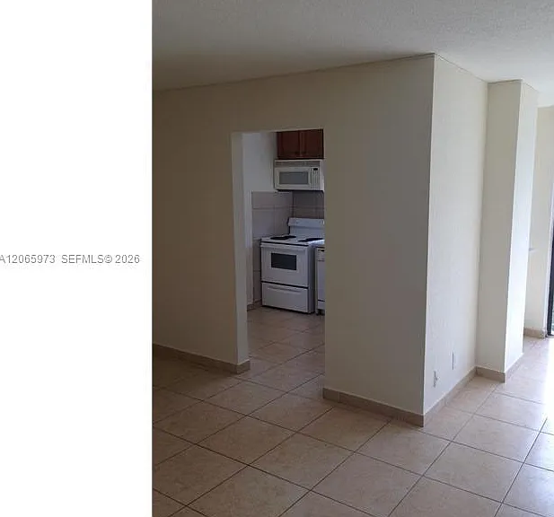 16919 N Bay Rd #420 — Photo 8