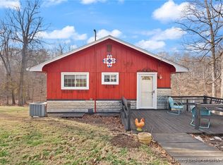 7135 S Bluestone Lake Dr, Pekin, IN 47165