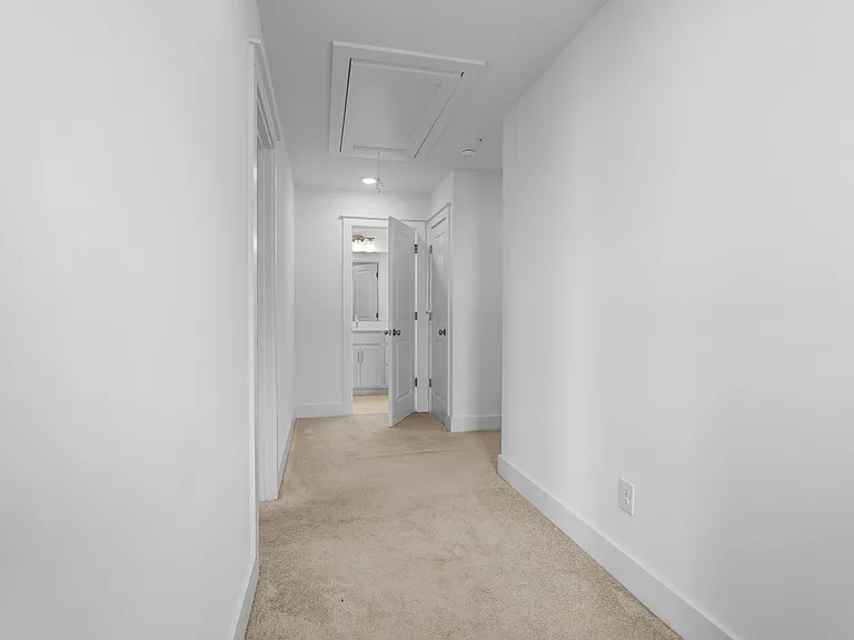 235 Southmen Ln — Photo 14